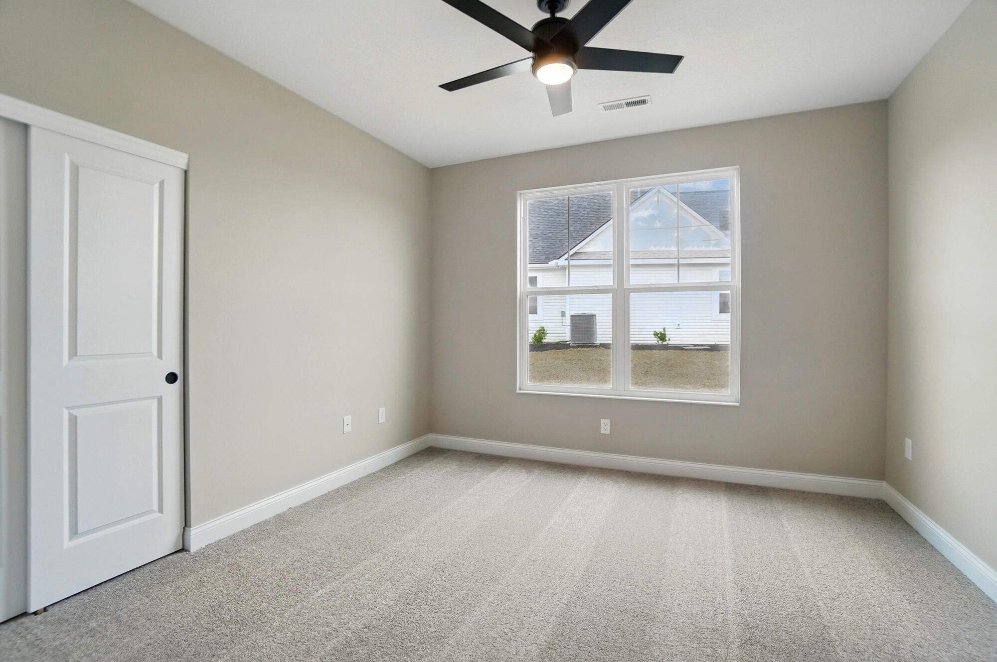 1507 Kingsgate Road, Springfield, Ohio 45502