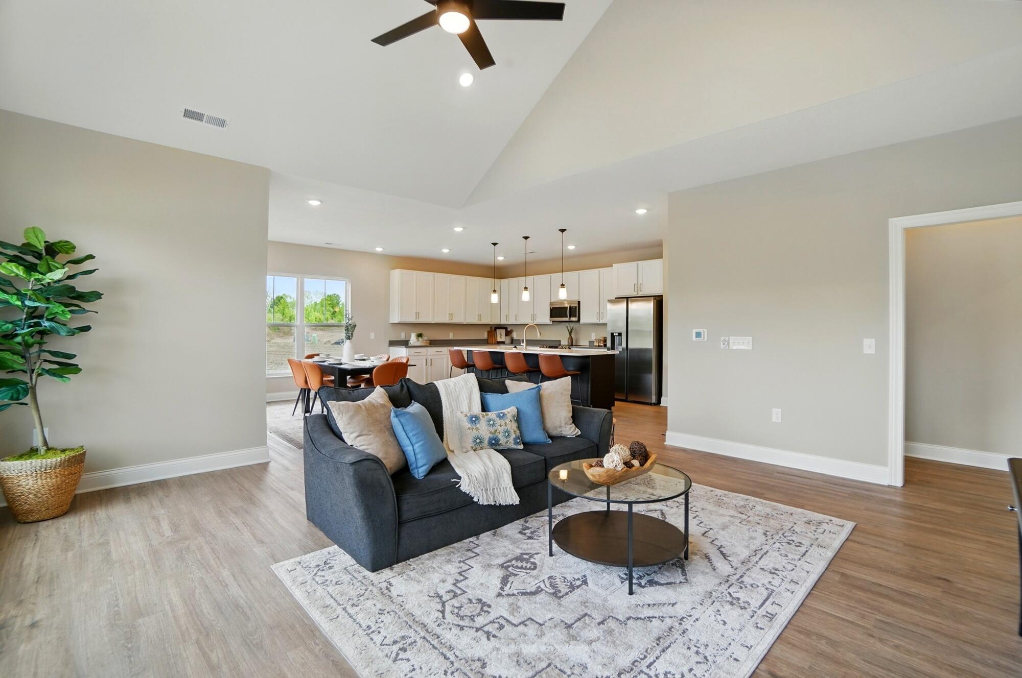 1509 Kingsgate Road, Springfield, Ohio 45502