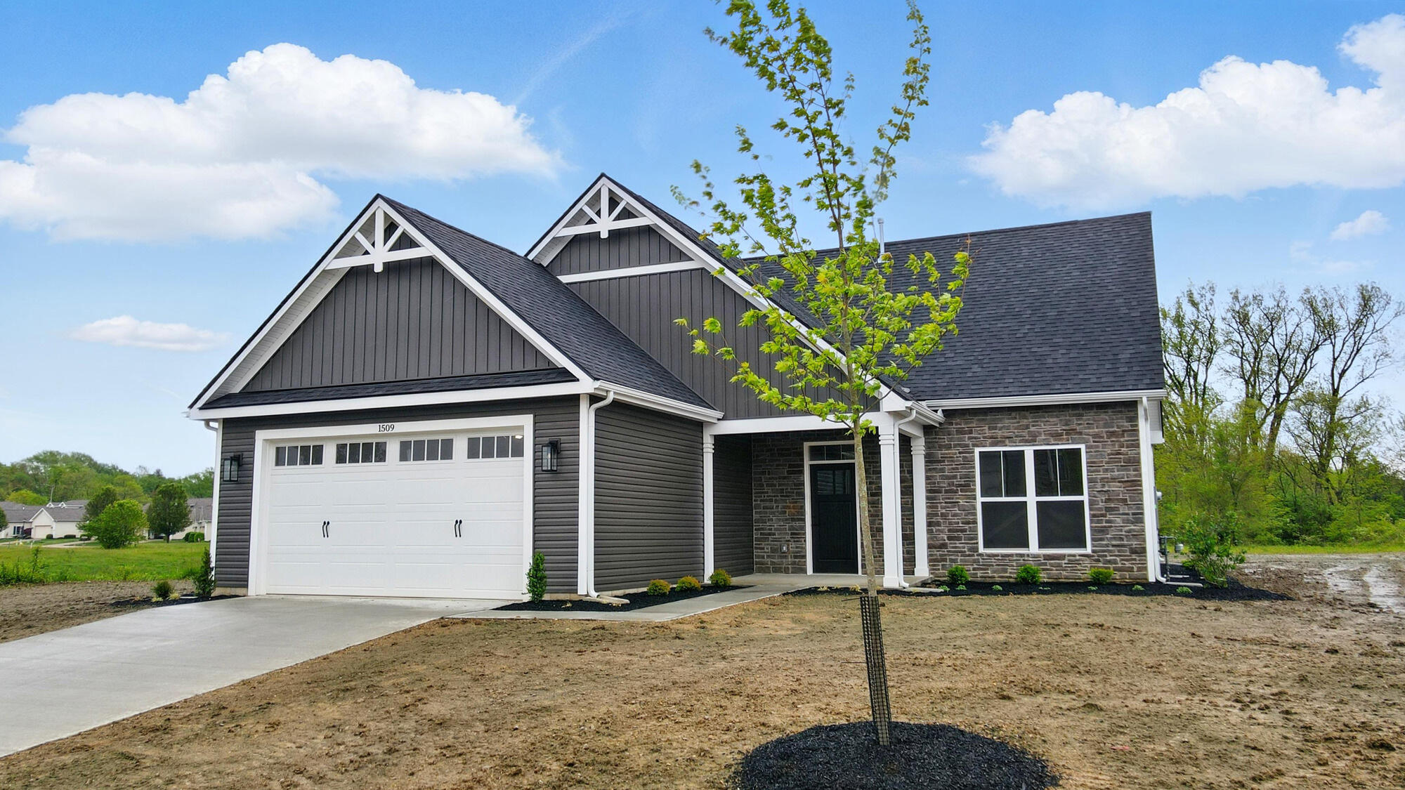 1509 Kingsgate Road, Springfield, Ohio 45502