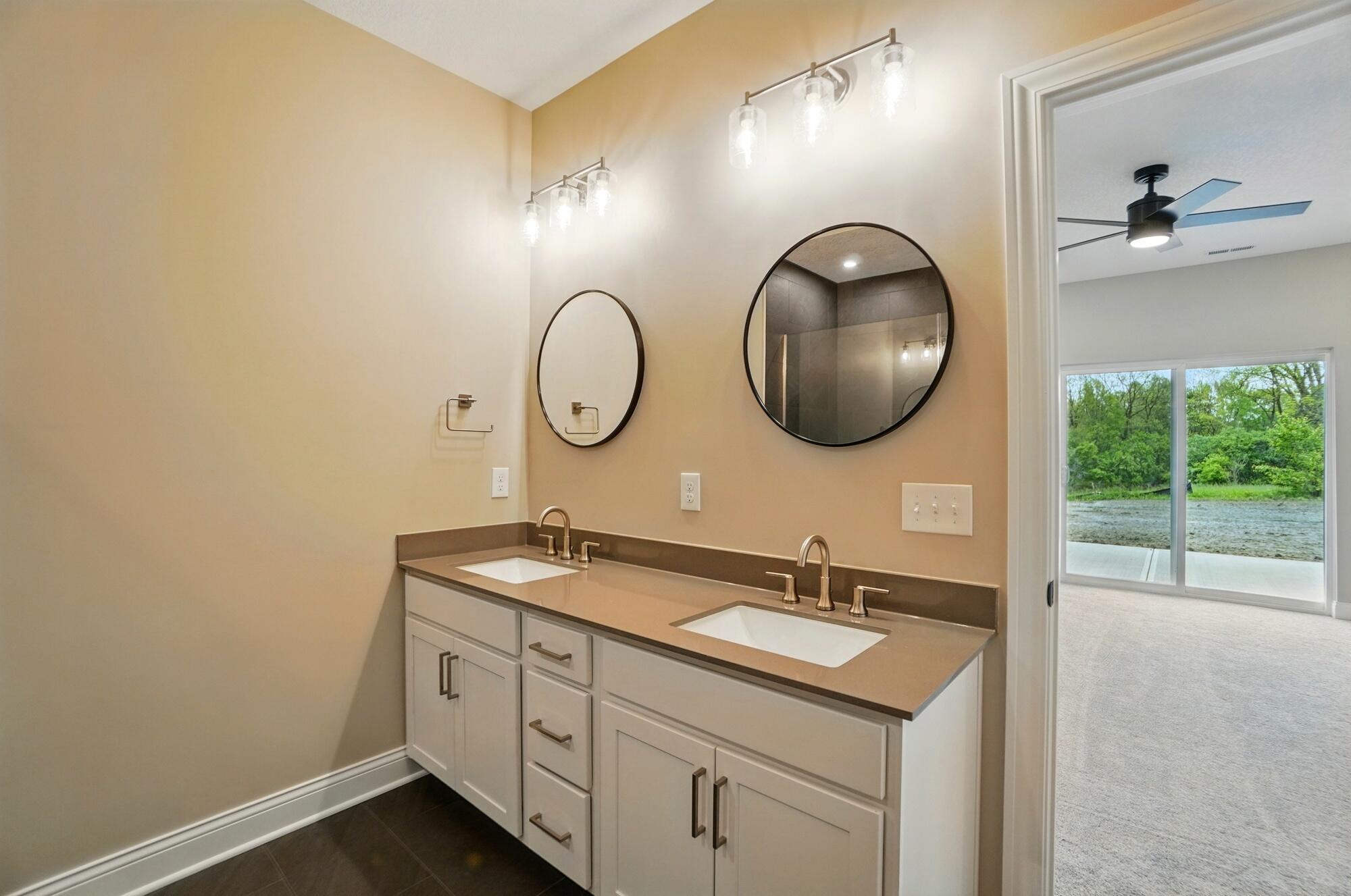 1509 Kingsgate Road, Springfield, Ohio 45502