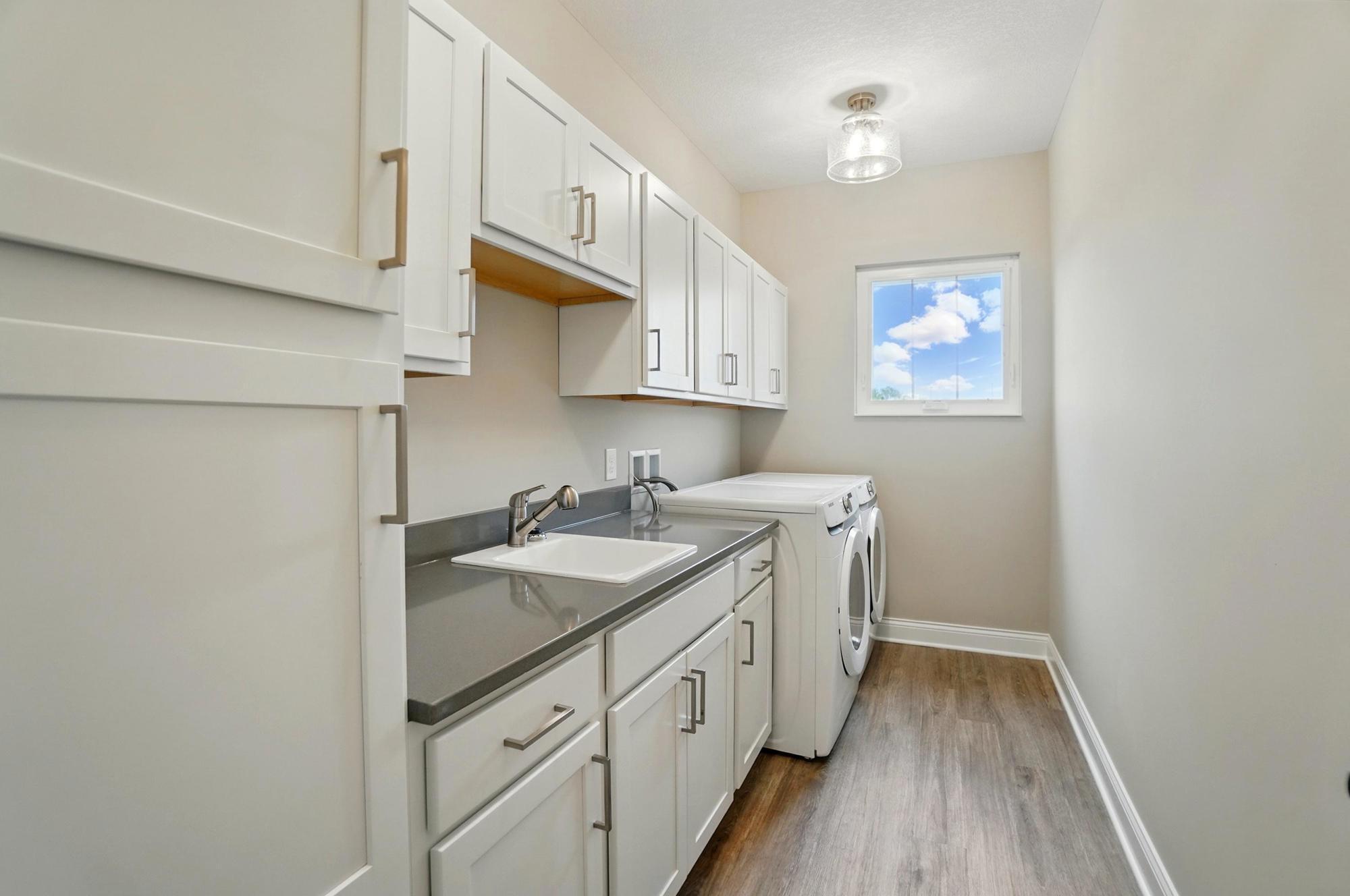 1509 Kingsgate Road, Springfield, Ohio 45502