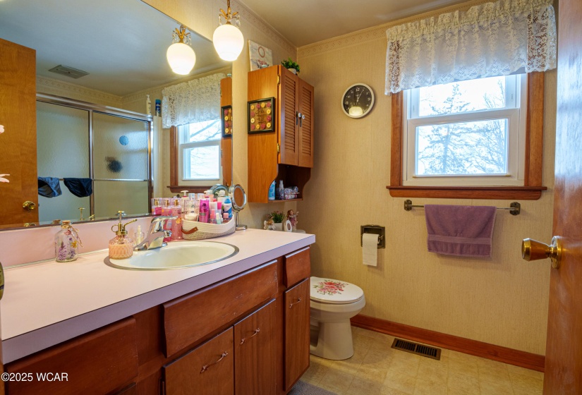 1067 College Avenue, Scott, Ohio, 3 Bedrooms Bedrooms, ,1 BathroomBathrooms,Residential,For Sale,College,306127