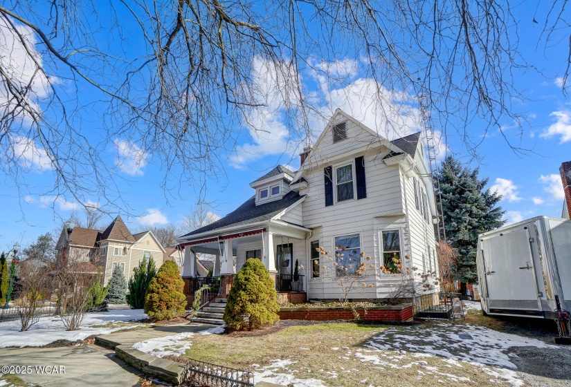 202 Johnson Street, Ada, Ohio, 4 Bedrooms Bedrooms, ,2 BathroomsBathrooms,Residential,For Sale,Johnson,306157