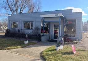 915 Clark Avenue, Piqua, Ohio 45356, ,Commercial Sale,For Sale,Clark,1036674