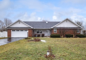 2888 Deer Run Road, Springfield, Ohio 45504, 3 Bedrooms Bedrooms, ,2 BathroomsBathrooms,Residential,For Sale,Deer Run,1036682