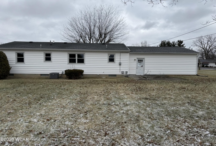 109 Howard Street, Lima, Ohio, 3 Bedrooms Bedrooms, ,2 BathroomsBathrooms,Residential,For Sale,Howard,306189