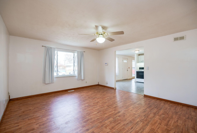 23-web-or-mls-1425-cooper-ave