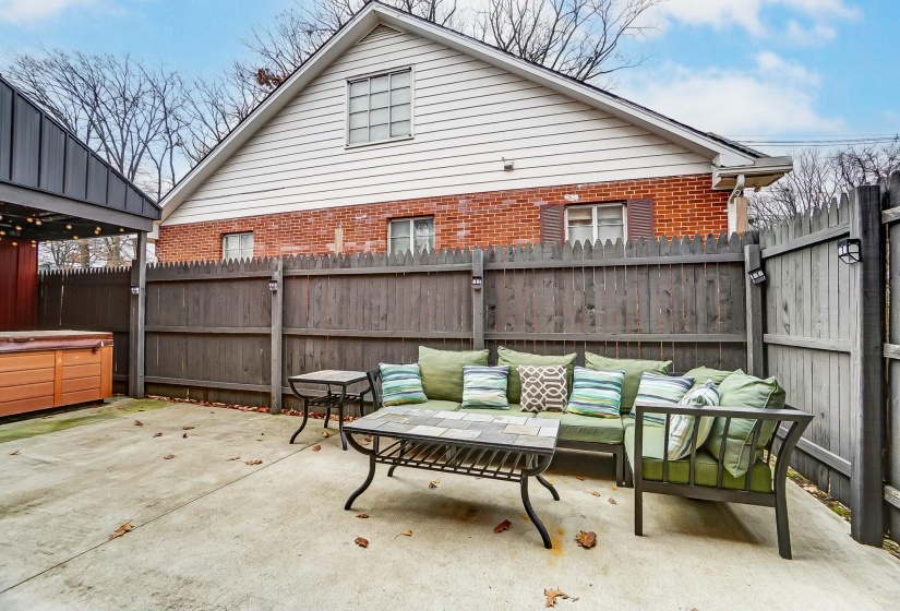 351 N Broadmoor Boulevard