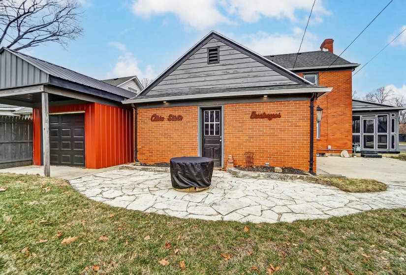 351 N Broadmoor Boulevard