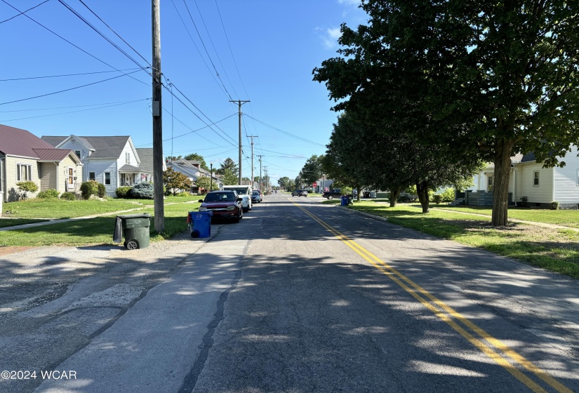 Main St facing North