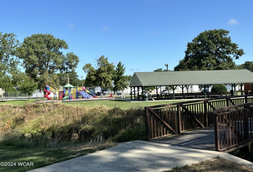 Beautiful Waterworks park just a block East