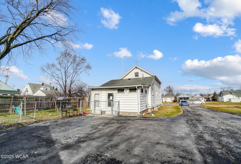 108 Robb Avenue, Lima, Ohio, 4 Bedrooms Bedrooms, ,1 BathroomBathrooms,Residential,For Sale,Robb,306232