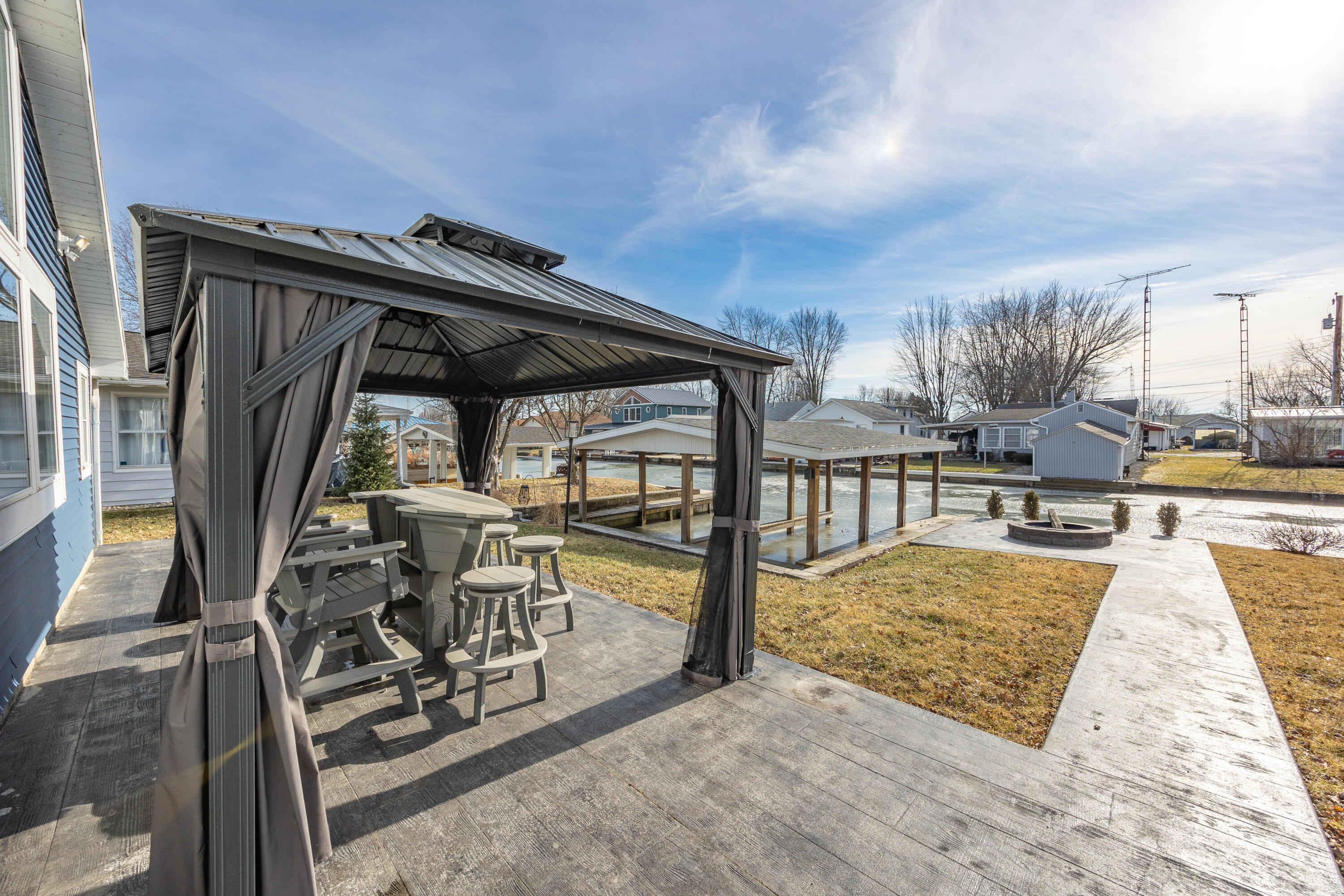 11546 Horseshoe Channel Drive, Lakeview, Ohio 43331