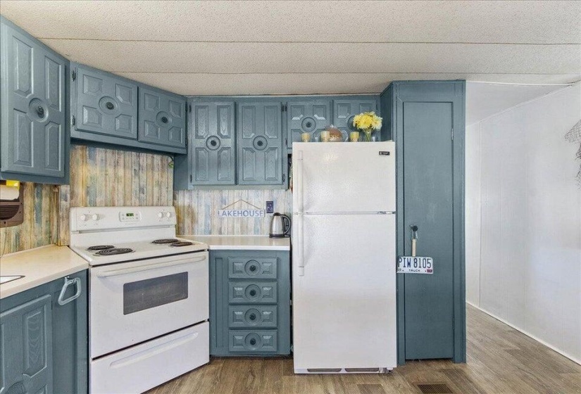 Appliances included