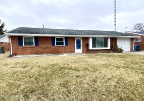 672 Meadowbrook Drive, Lima, Ohio, 3 Bedrooms Bedrooms, ,1 BathroomBathrooms,Residential,For Sale,Meadowbrook,306258