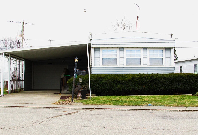 EXTERIOR FRONT