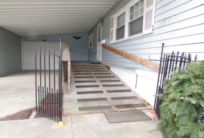 ENTRY RAMP