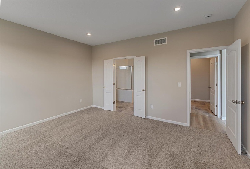 13-Primary Bedroom
