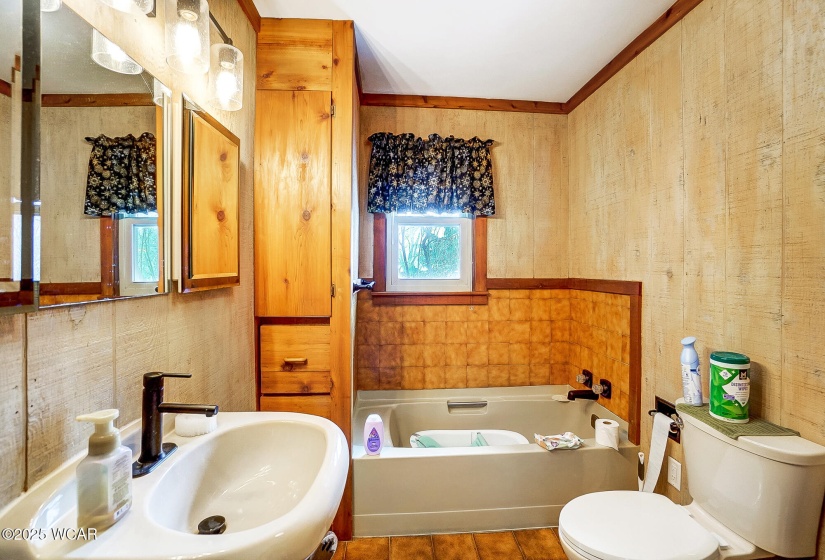 1408 Winghaven Drive, Lima, Ohio, 3 Bedrooms Bedrooms, ,2 BathroomsBathrooms,Residential,For Sale,Winghaven,306290
