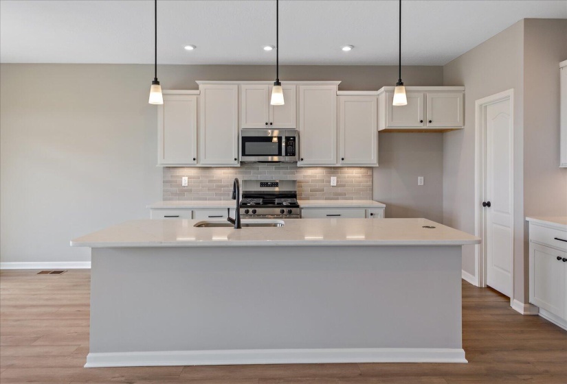 03-Kitchen