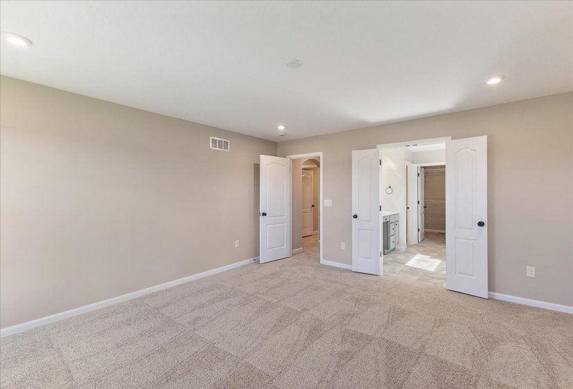14-Primary Bedroom
