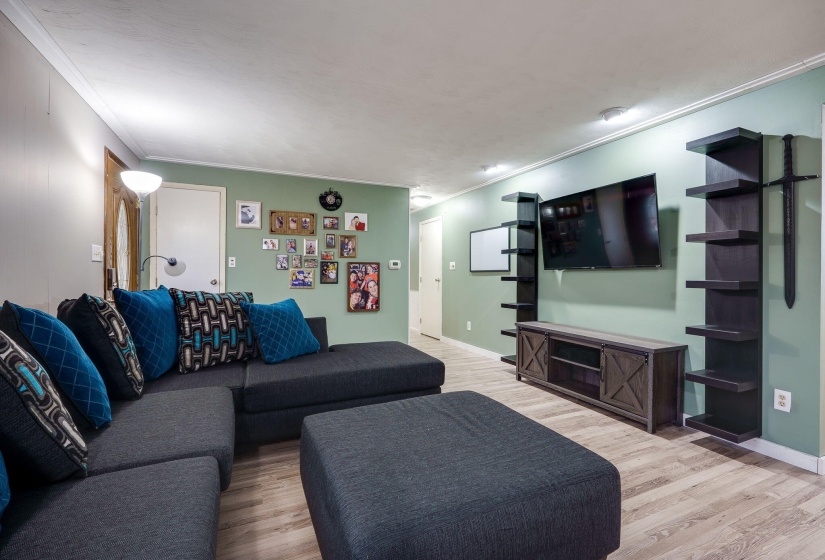 12-web-or-mls-3715-west-dr