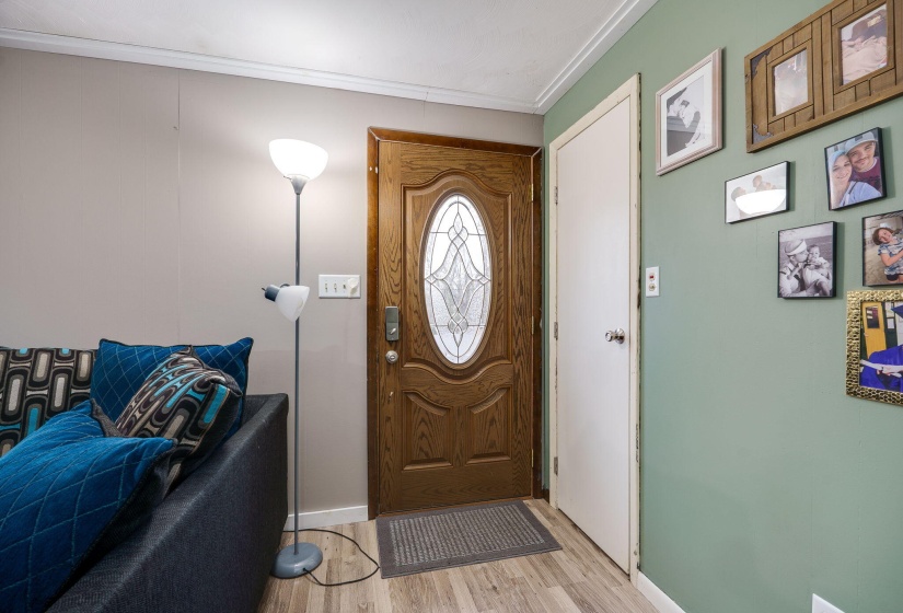 6-web-or-mls-3715-west-dr