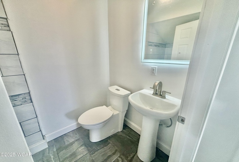 836 Vine Street, Lima, Ohio, 3 Bedrooms Bedrooms, ,2 BathroomsBathrooms,Residential,For Sale,Vine,306306