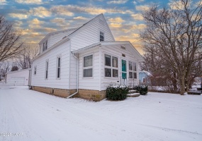 616 Center Street, Van Wert, Ohio, 3 Bedrooms Bedrooms, ,2 BathroomsBathrooms,Residential,For Sale,Center,306321