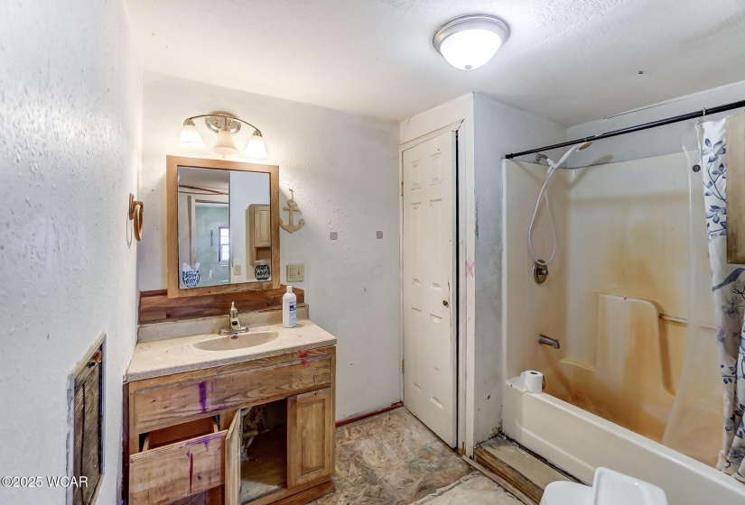 225 Second Street, Latty, Ohio, 4 Bedrooms Bedrooms, ,1 BathroomBathrooms,Residential,For Sale,Second,306352