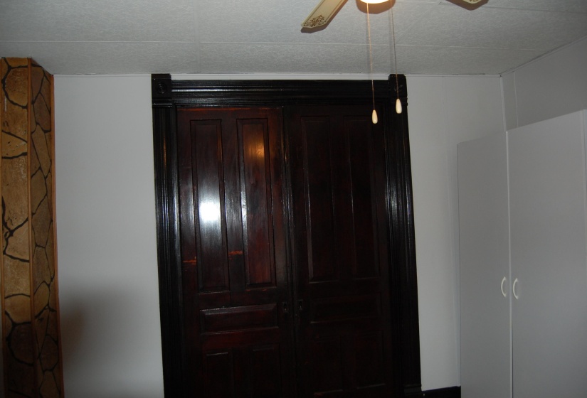Bedrm 1 pocket doors