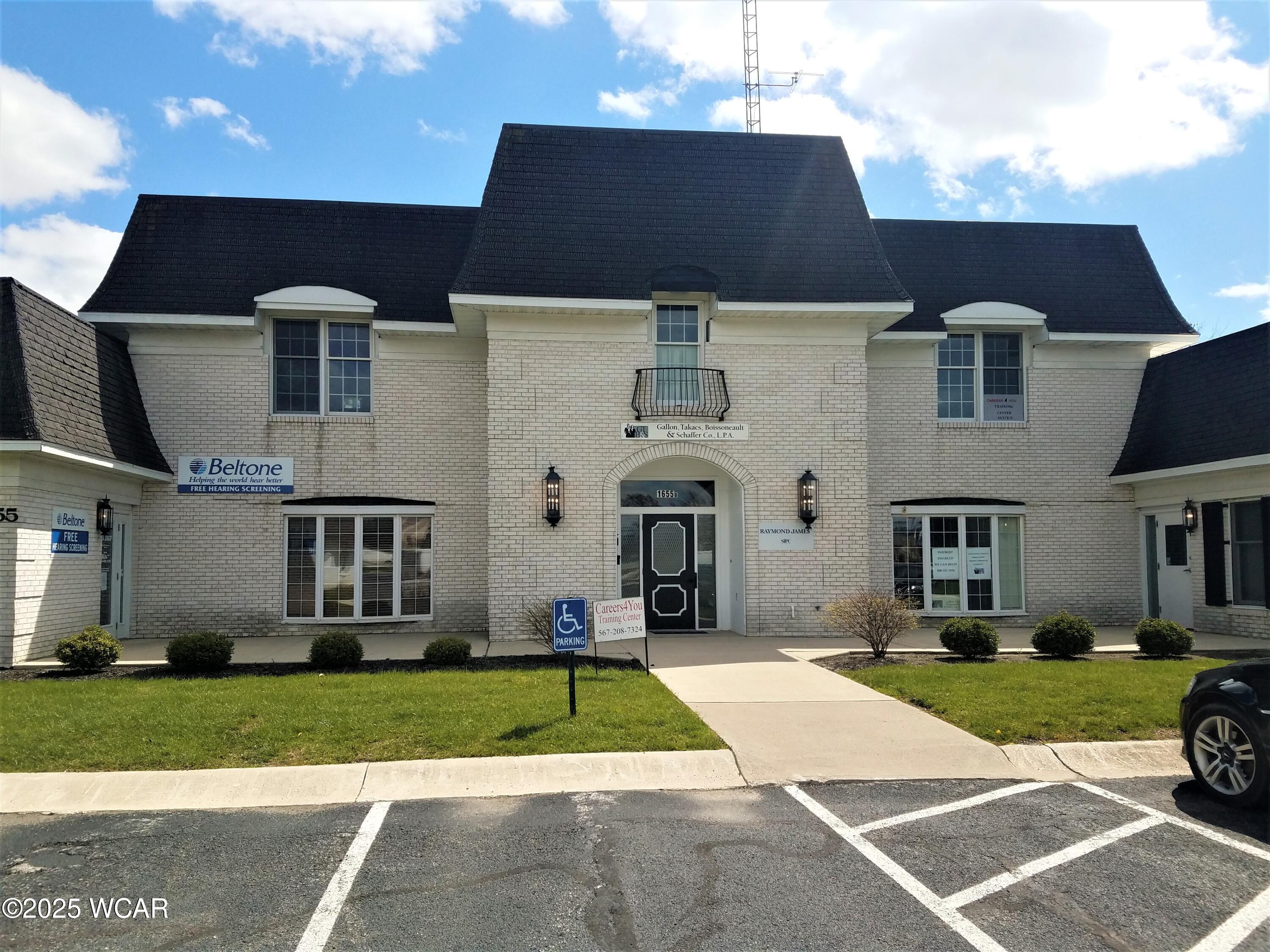 1655 Tiffin Avenue, Findlay, Ohio