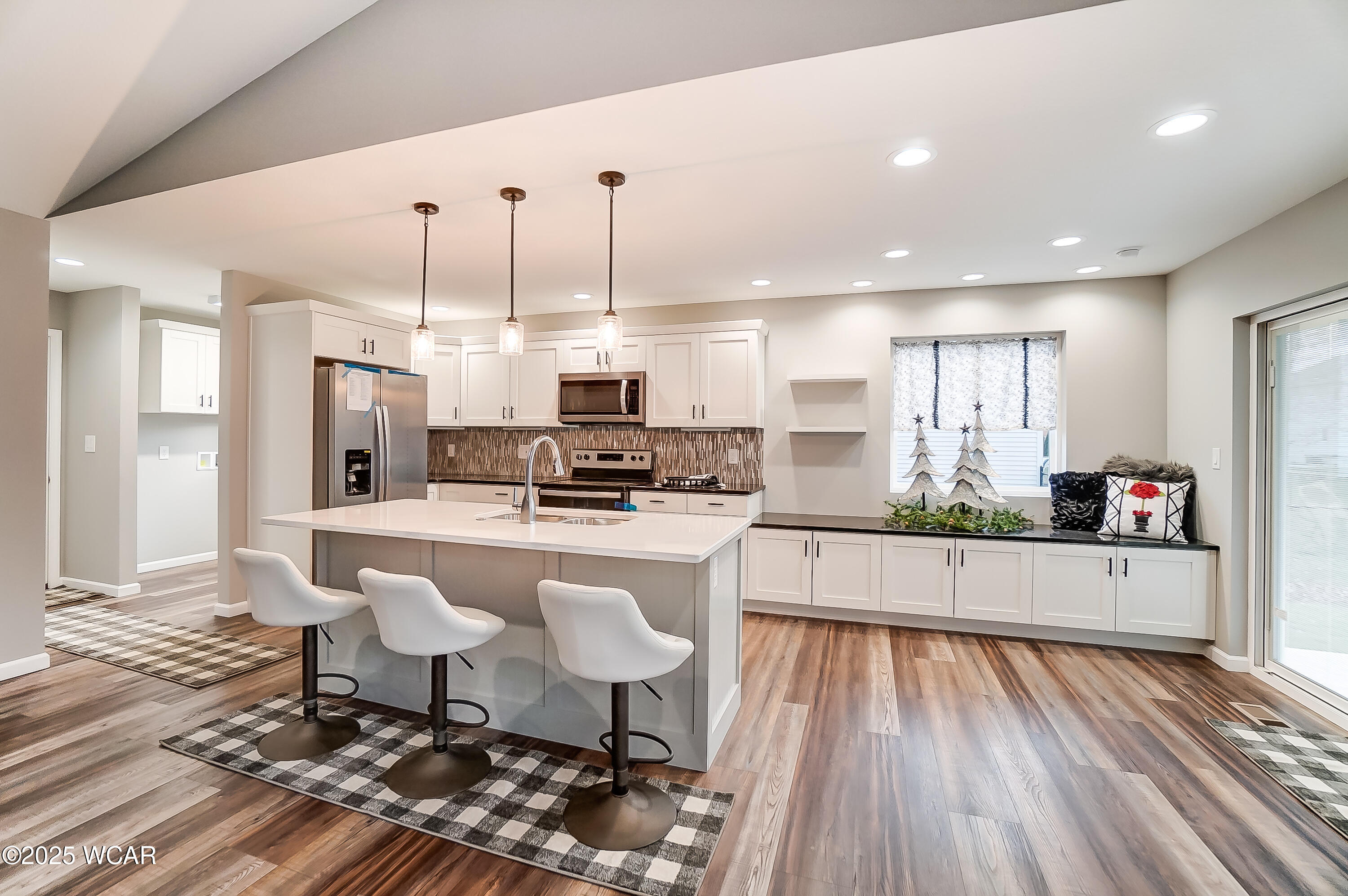 4911 CARRIAGE Lane, Lima, Ohio