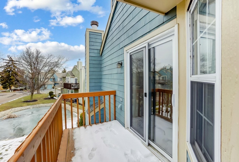 270 Queens Crossing