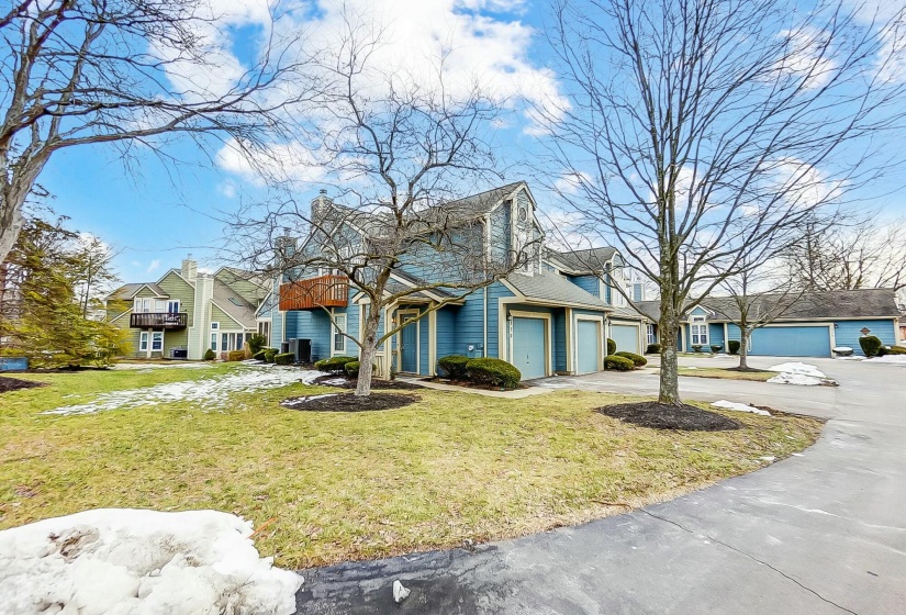 270 Queens Crossing