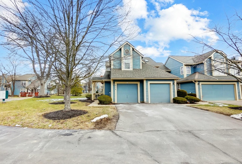 270 Queens Crossing