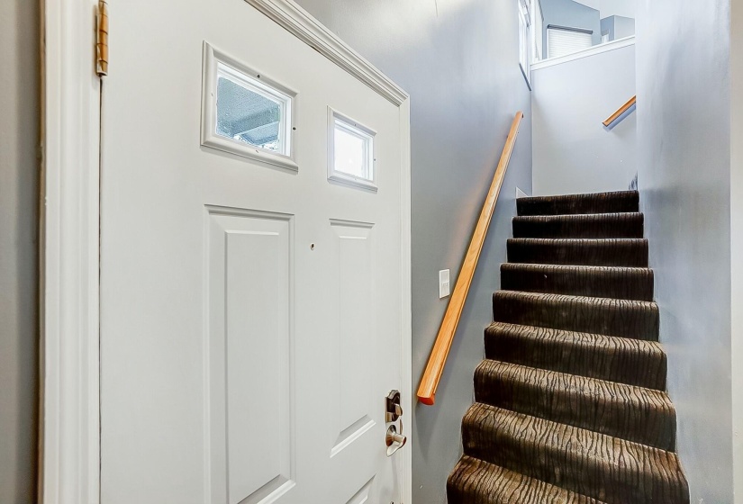 270 Queens Crossing