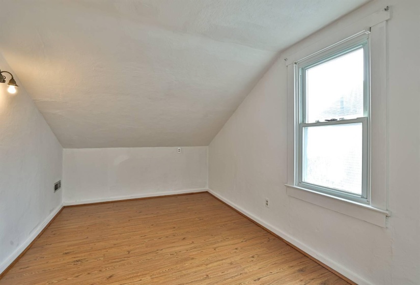 016-Bedroom-2