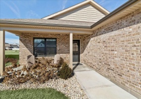 2695 Executive Drive, Troy, Ohio 45373, 3 Bedrooms Bedrooms, ,2 BathroomsBathrooms,Residential,For Sale,Executive,1037178