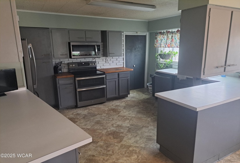 436 3rd Street, Delphos, Ohio, 5 Bedrooms Bedrooms, ,1 BathroomBathrooms,Residential,For Sale,3rd,305939