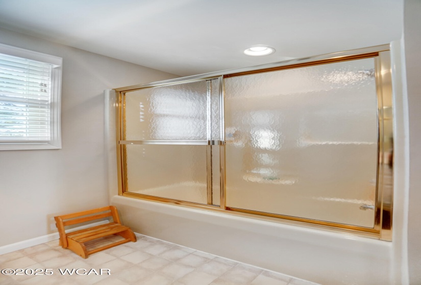 3720 Elmire Drive, Lima, Ohio, 4 Bedrooms Bedrooms, ,2 BathroomsBathrooms,Residential,For Sale,Elmire,306051
