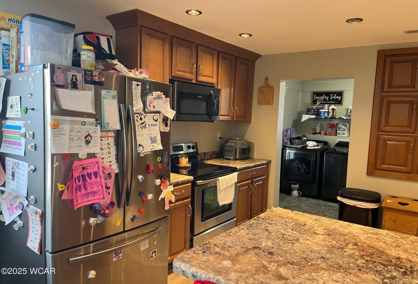 208 Washington Street, Wapakoneta, Ohio, 4 Bedrooms Bedrooms, ,2 BathroomsBathrooms,Residential,For Sale,Washington,306330