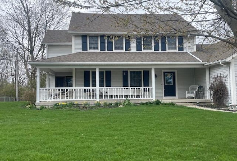 450 Yale Dr. spring photo