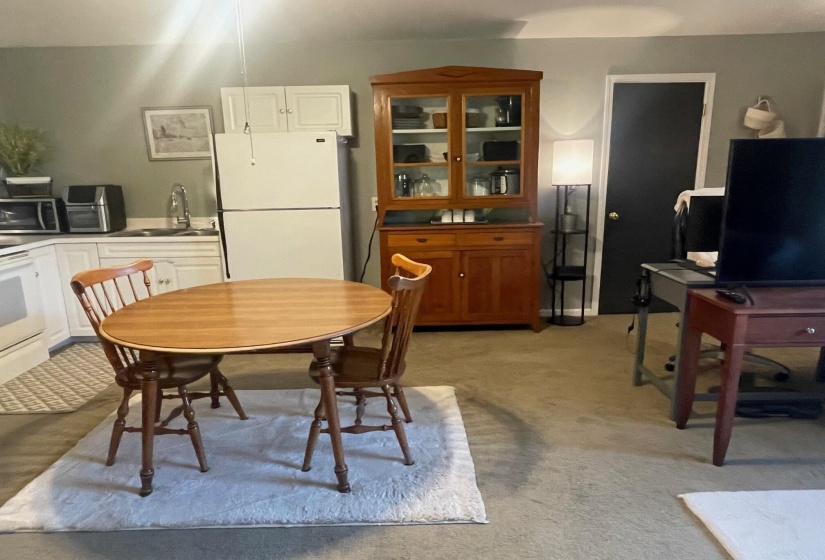 Flex Room Suite Off Garage