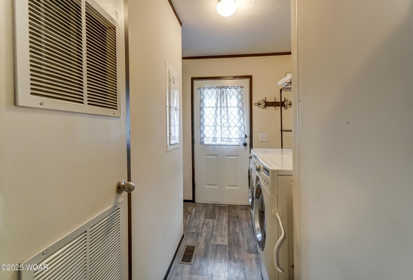 808 Lakeridge Drive, Lima, Ohio, 4 Bedrooms Bedrooms, ,2 BathroomsBathrooms,Residential,For Sale,Lakeridge,306406