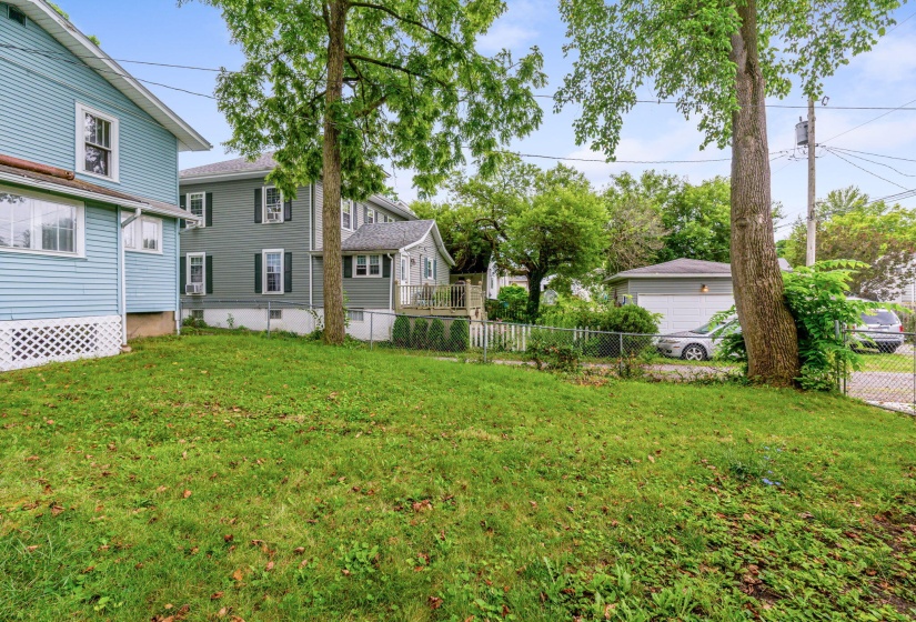 506 Hamilton St (Exterior)-12