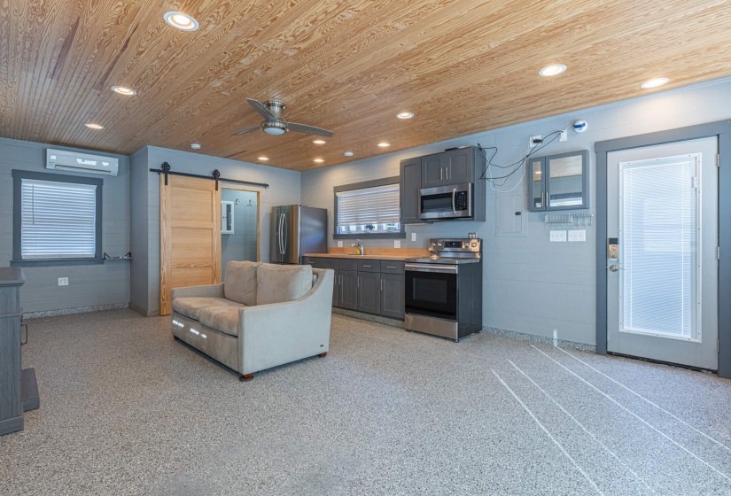 602 Keystone-22