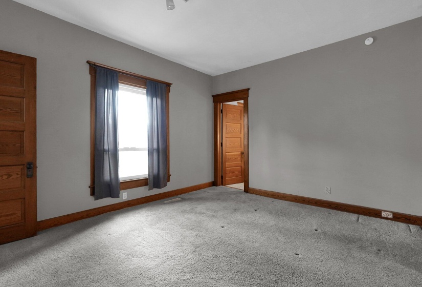30-web-or-mls-125-w-mound-st