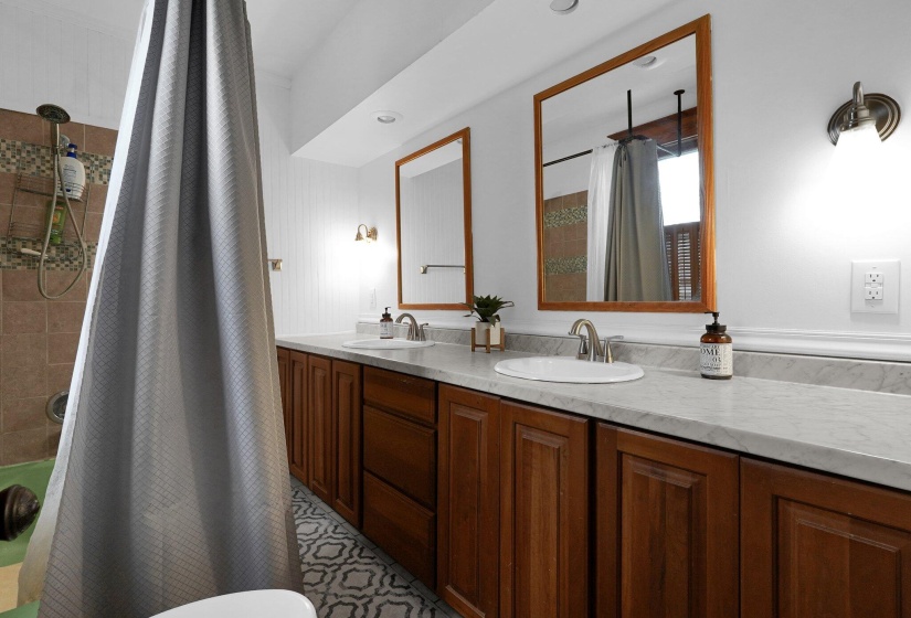 31-web-or-mls-125-w-mound-st