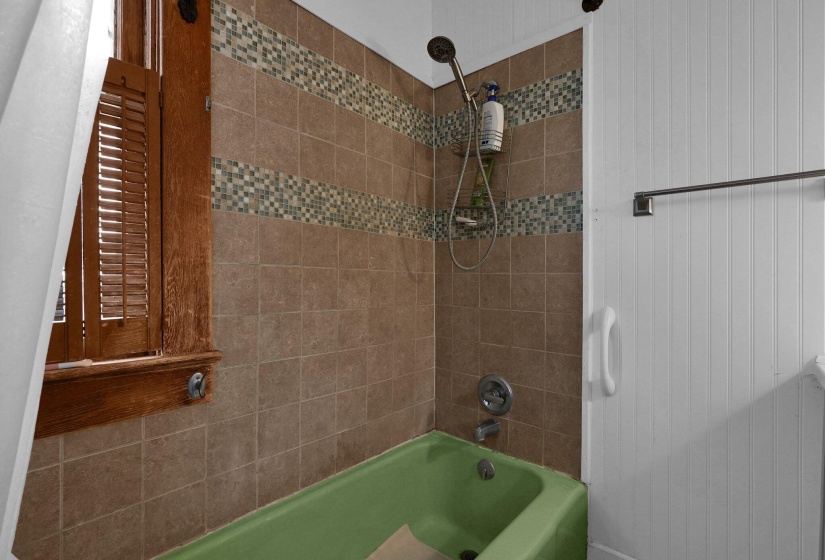 33-web-or-mls-125-w-mound-st
